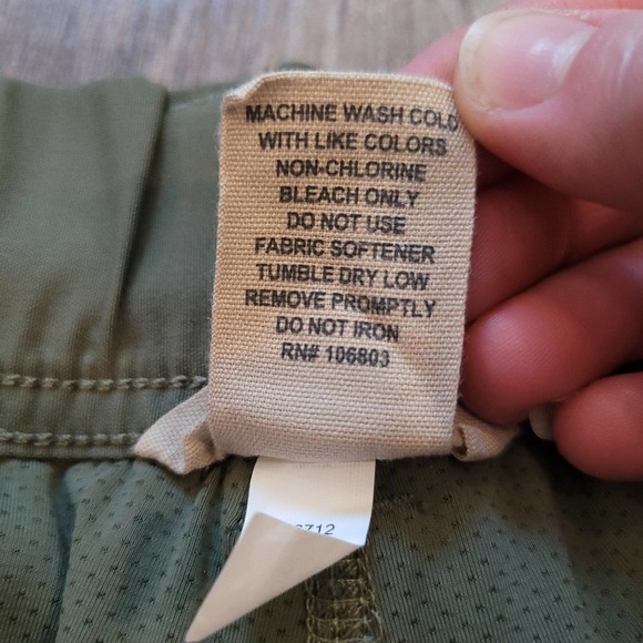 Duluth Trading Co. Women's Dry on the Fly Olive Green Skort Size 10 - Picture 9 of 9